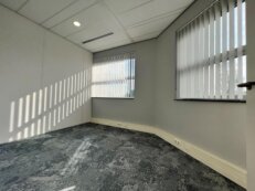 Laan van Oversteen 2-18.